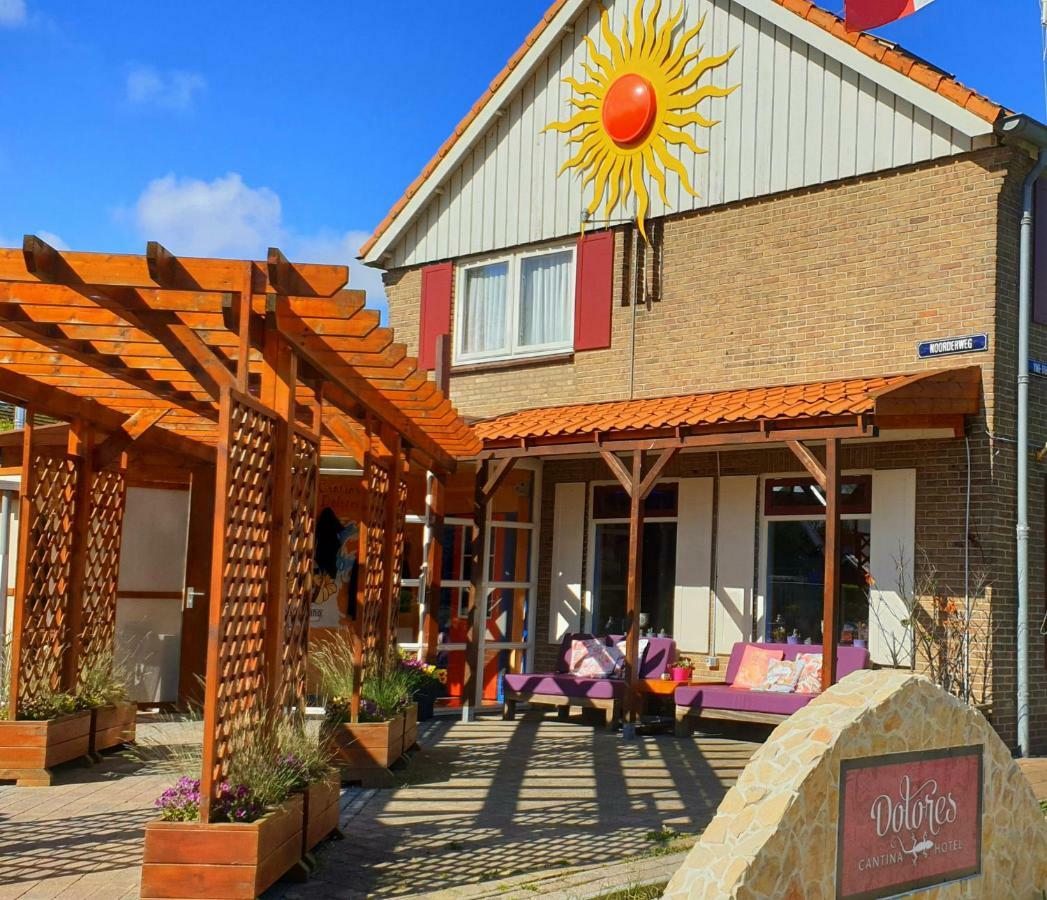 Hotel Dolores Ameland Нес Экстерьер фото